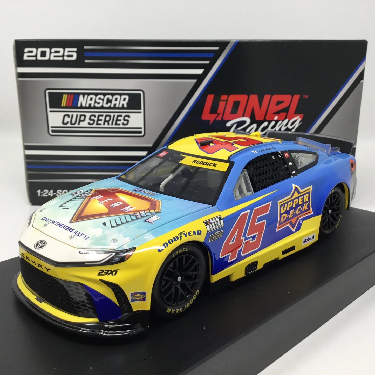 Tyler Reddick Superman / Upper Deck 1:24 2025 Diecast Car