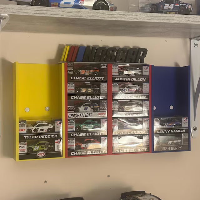 1:64 NASCAR Boxed Display Walls Shelf Table